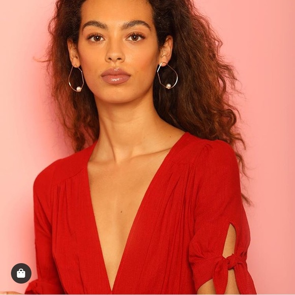 Red romper - Picture 2 of 2